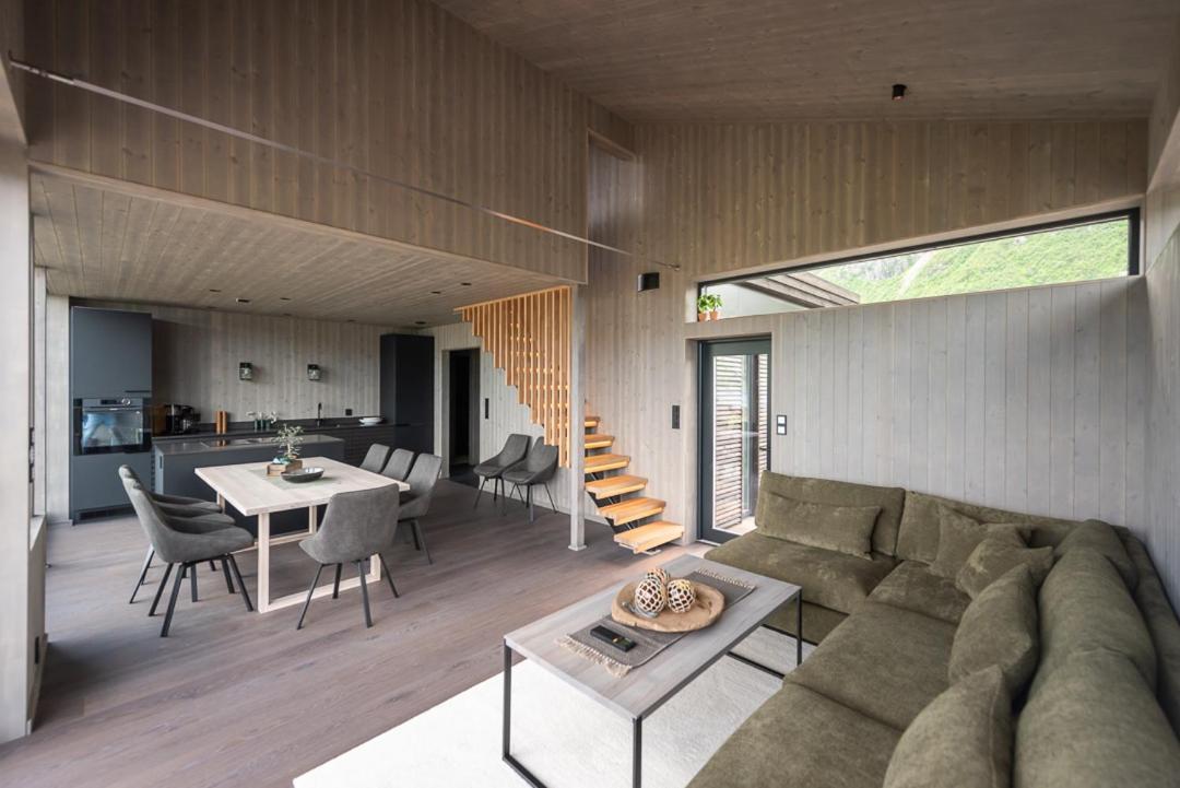 Hoda Cabin - Luxury Lodge With Jacuzzi And Sauna Lyngværet エクステリア 写真